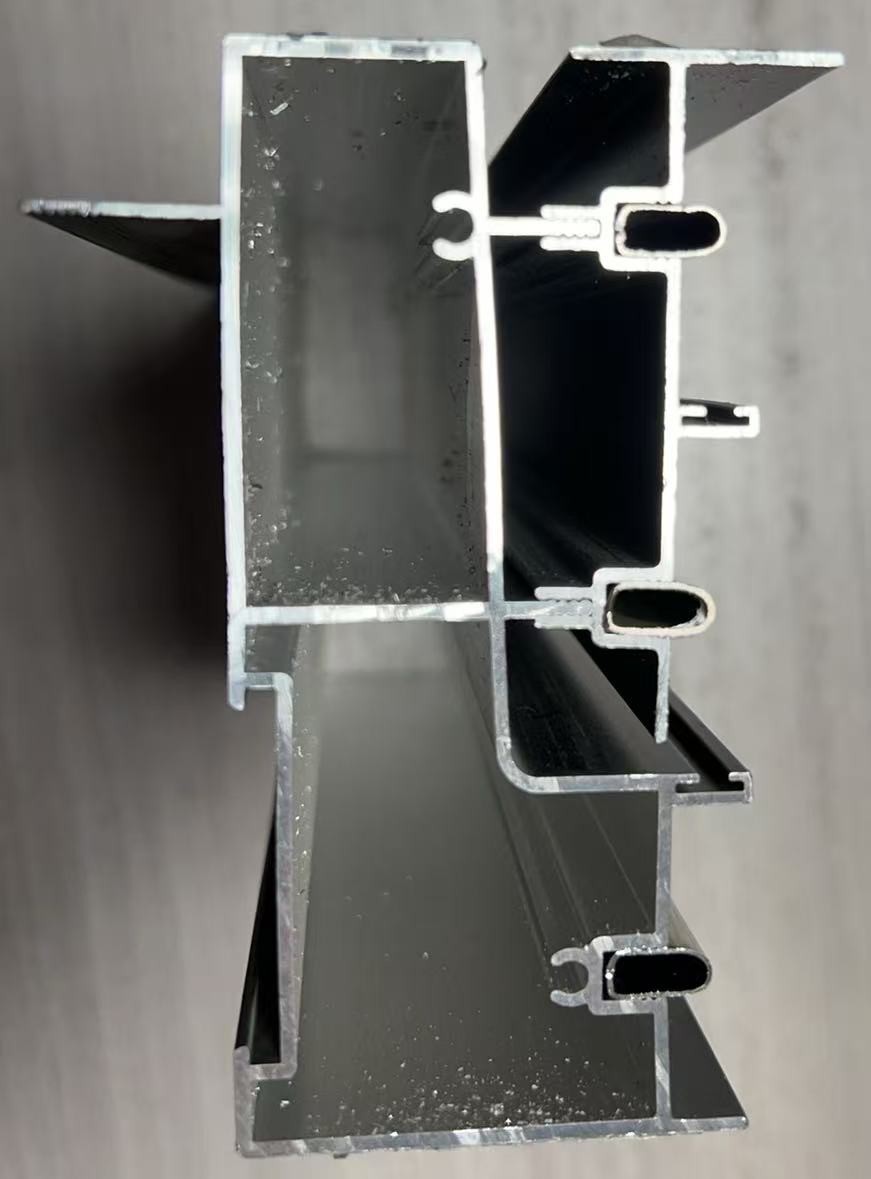 108非断桥推拉型材截面实拍